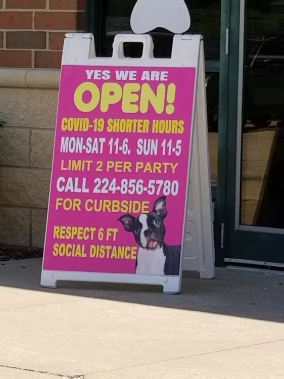 Critters Pet Shop, Illinois, South Elgin